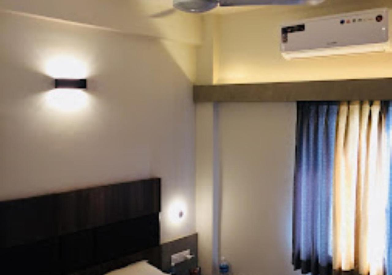 Lotus Lodge Kalmath Kankavali Luaran gambar