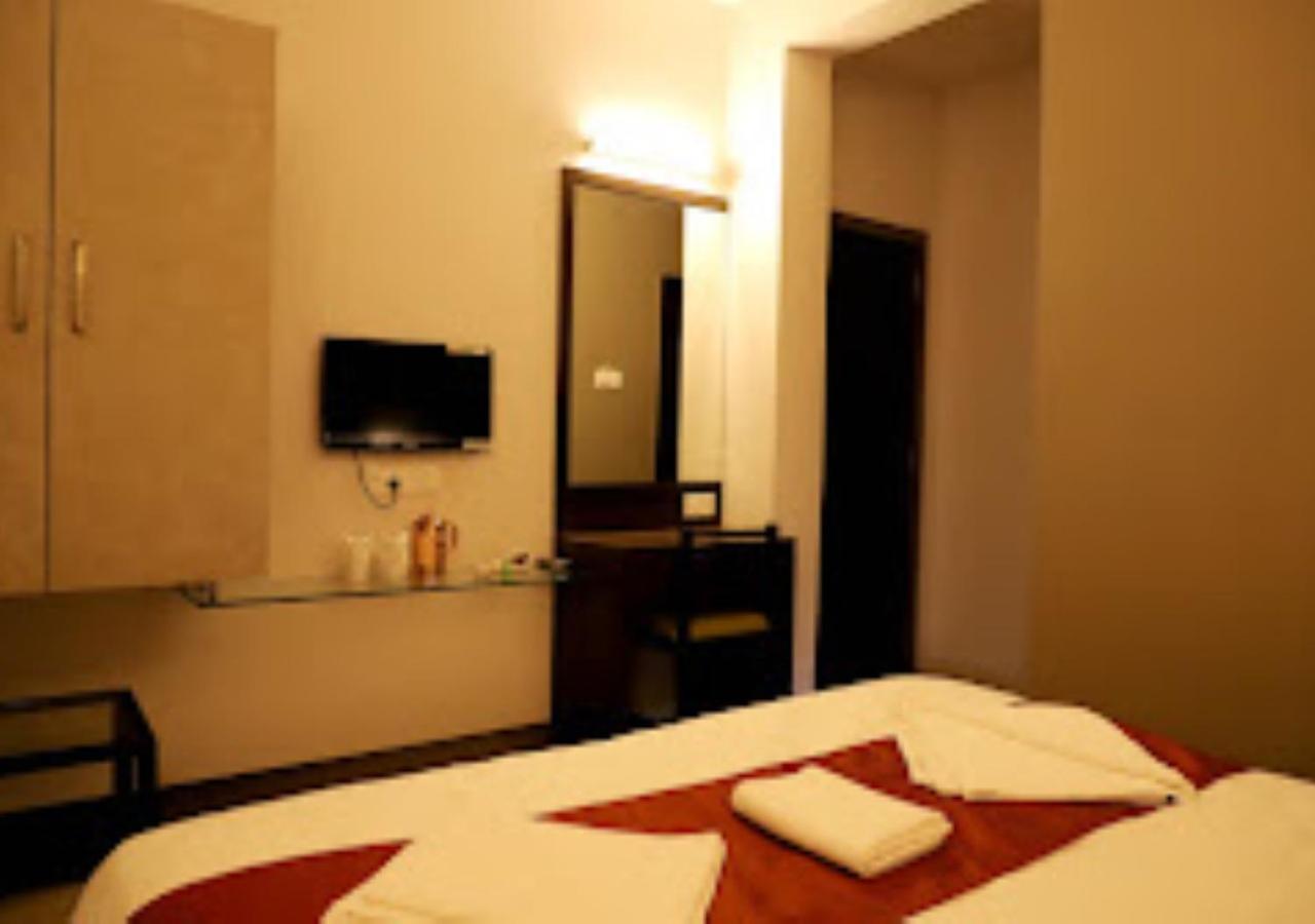Lotus Lodge Kalmath Kankavali Luaran gambar